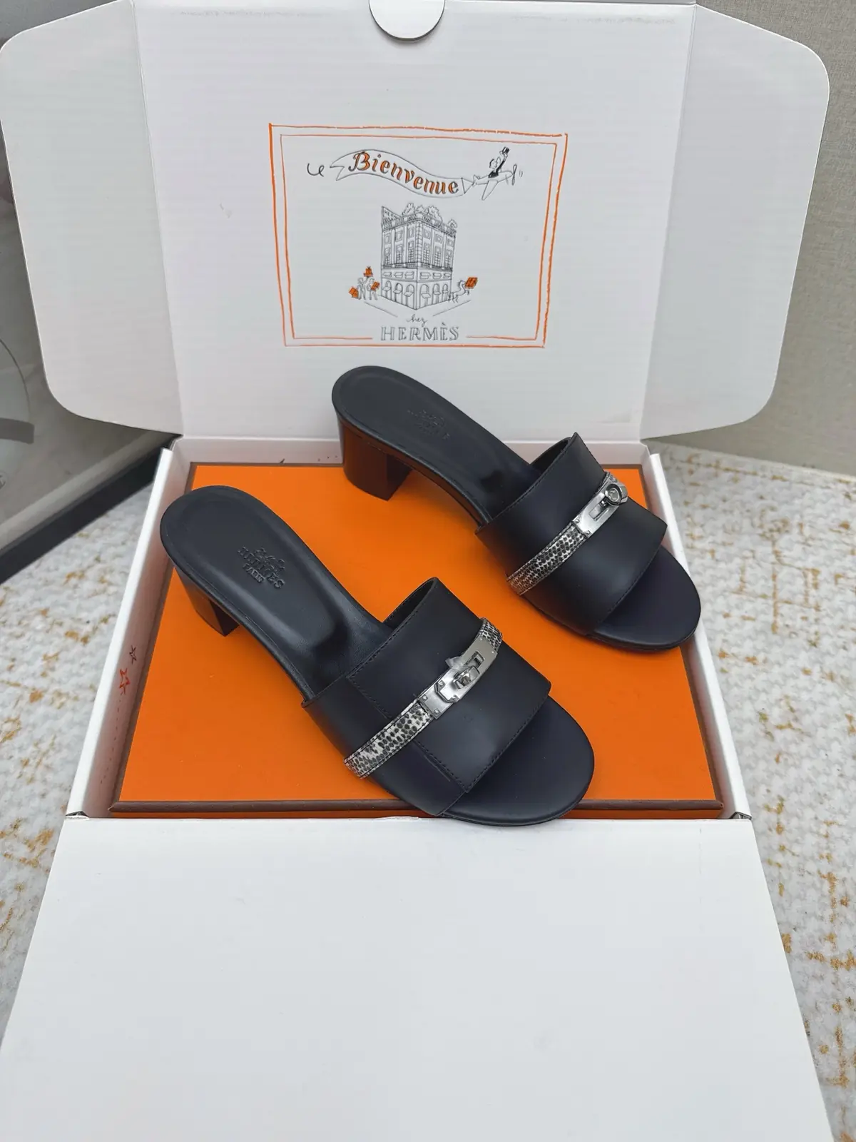 Hermes Style Pink Leather Women's Shoes Lookbook Reference image 2