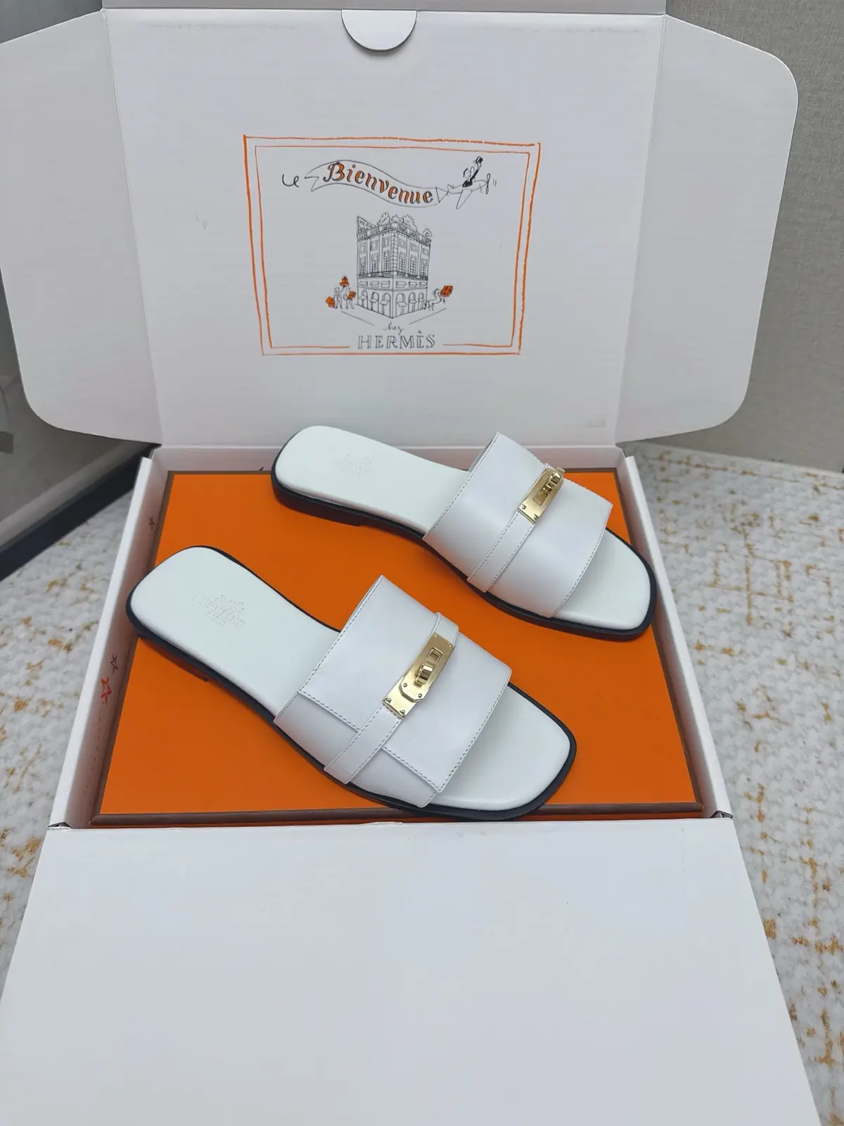 Hermes Style Pink Leather Women's Shoes Lookbook Reference image 2