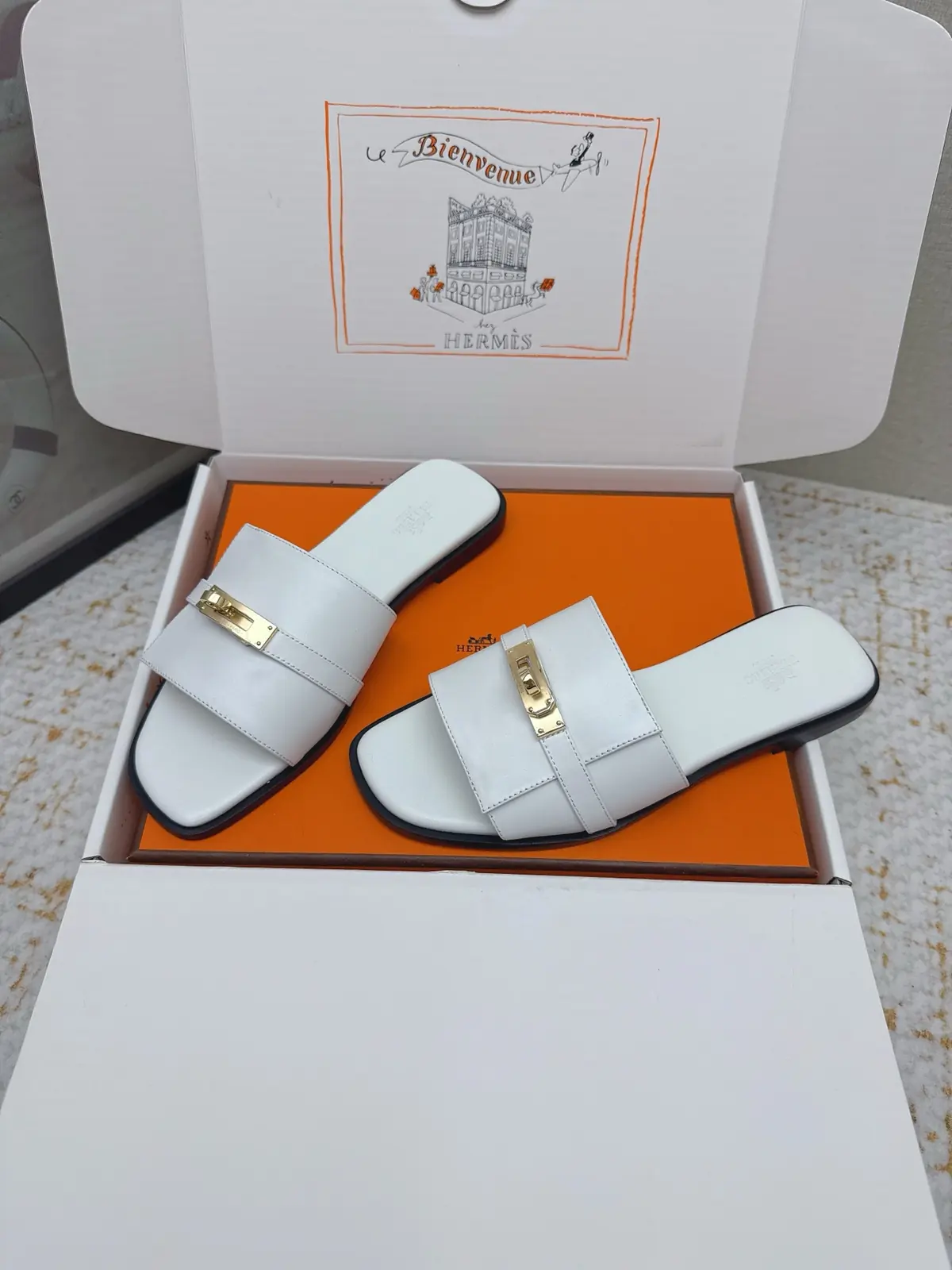 Hermes Style Pink Leather Women's Shoes Lookbook Reference image 3