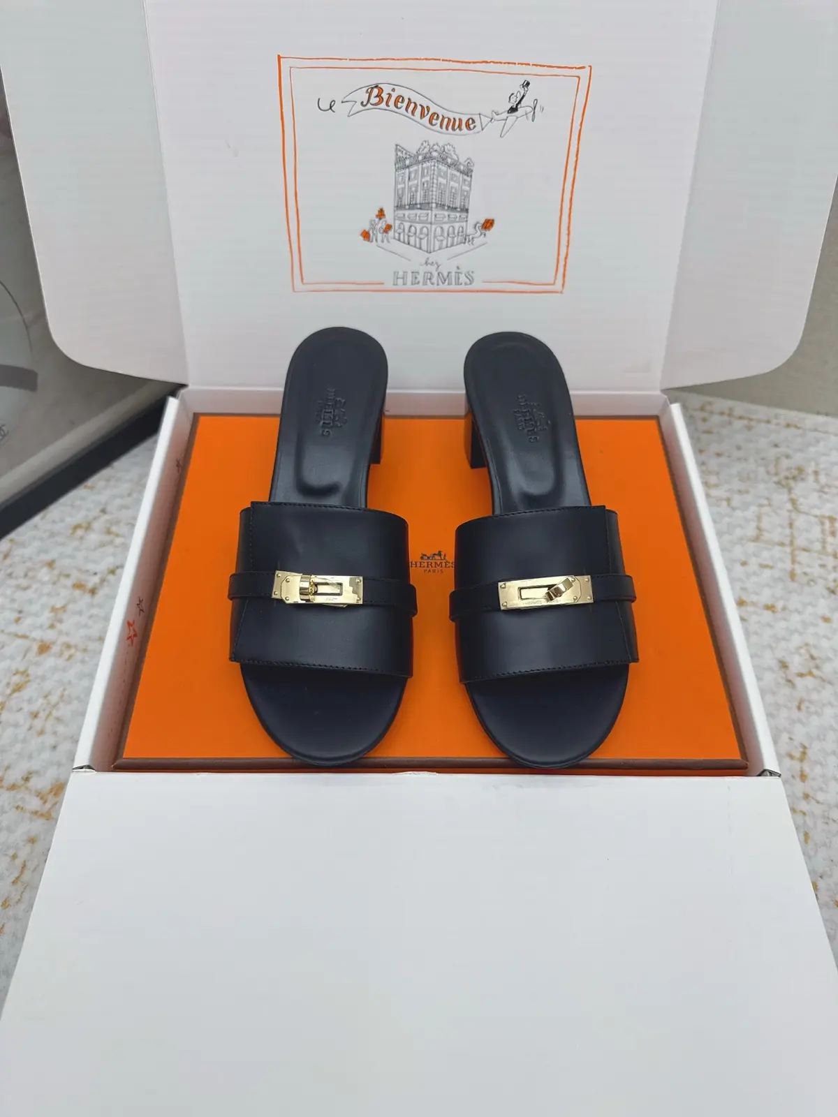 Hermes Style Pink Leather Women's Shoes Lookbook Reference image 1