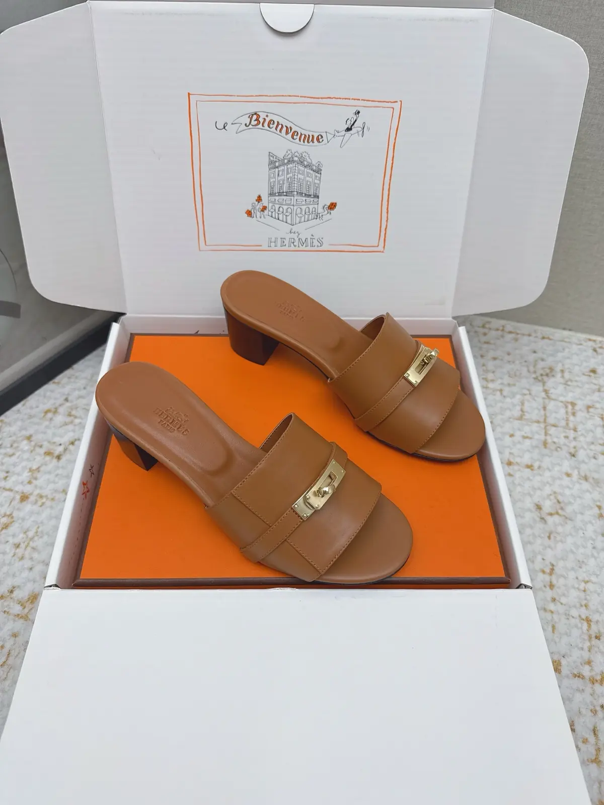 Hermes Style Pink Leather Women's Shoes Lookbook Reference image 2