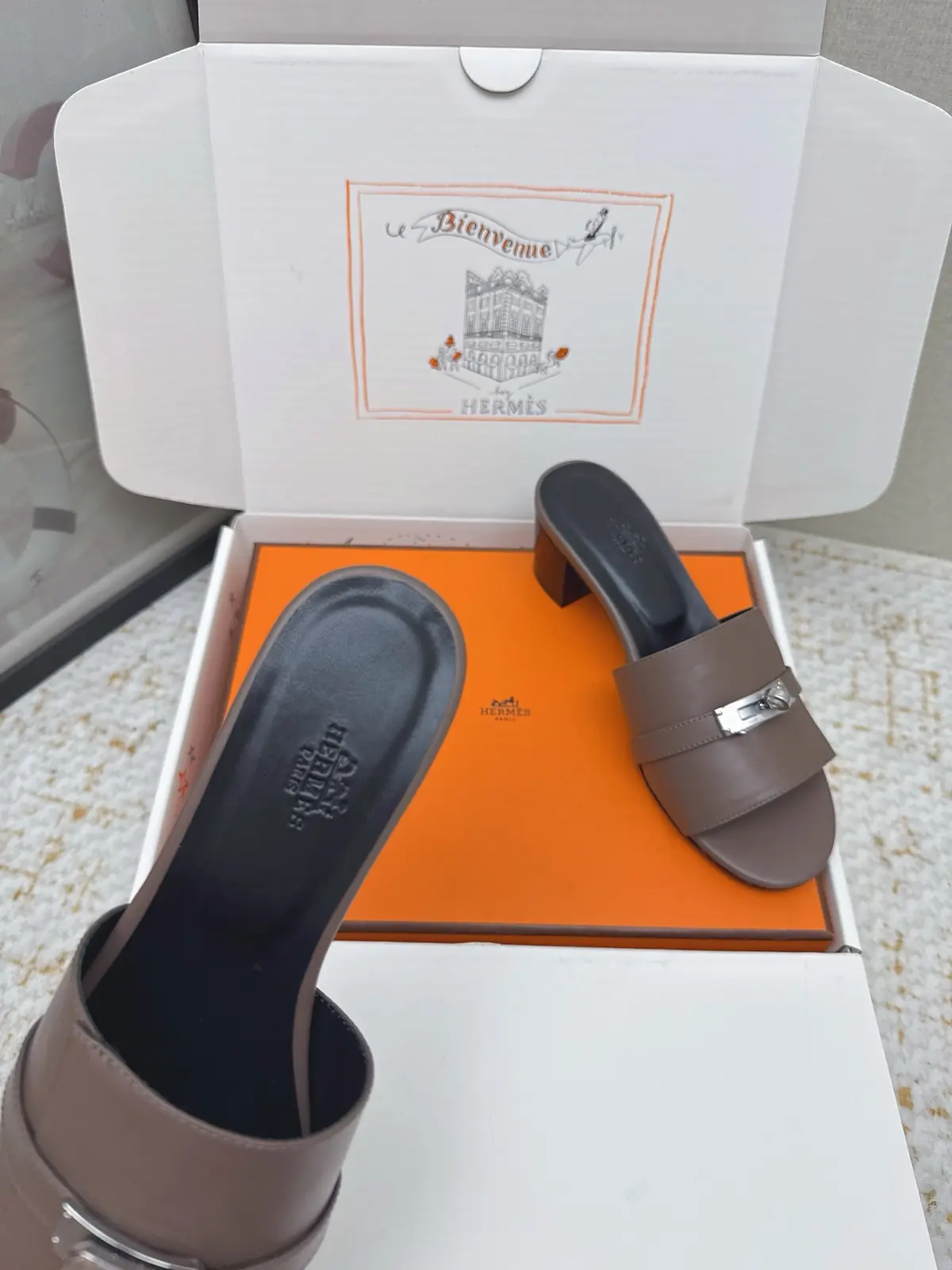 Hermes Style Pink Leather Women's Shoes Lookbook Reference image 6