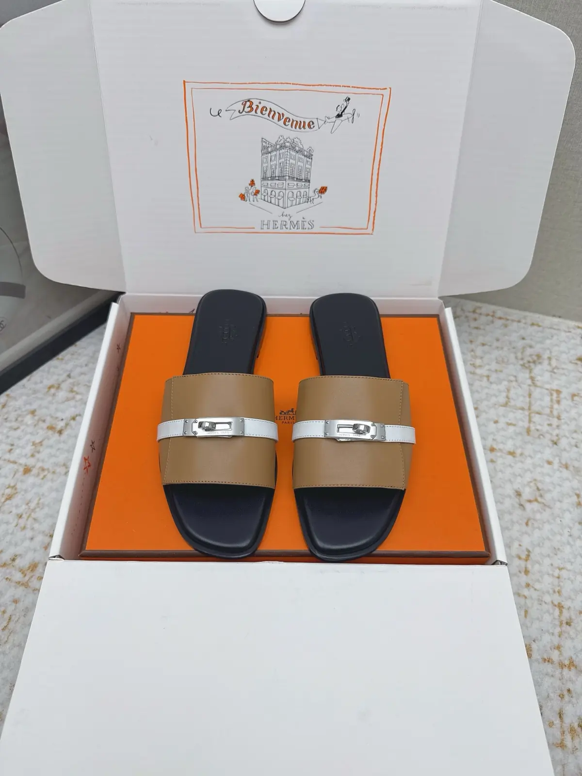 Hermes Style Pink Leather Women's Shoes Lookbook Reference image 1