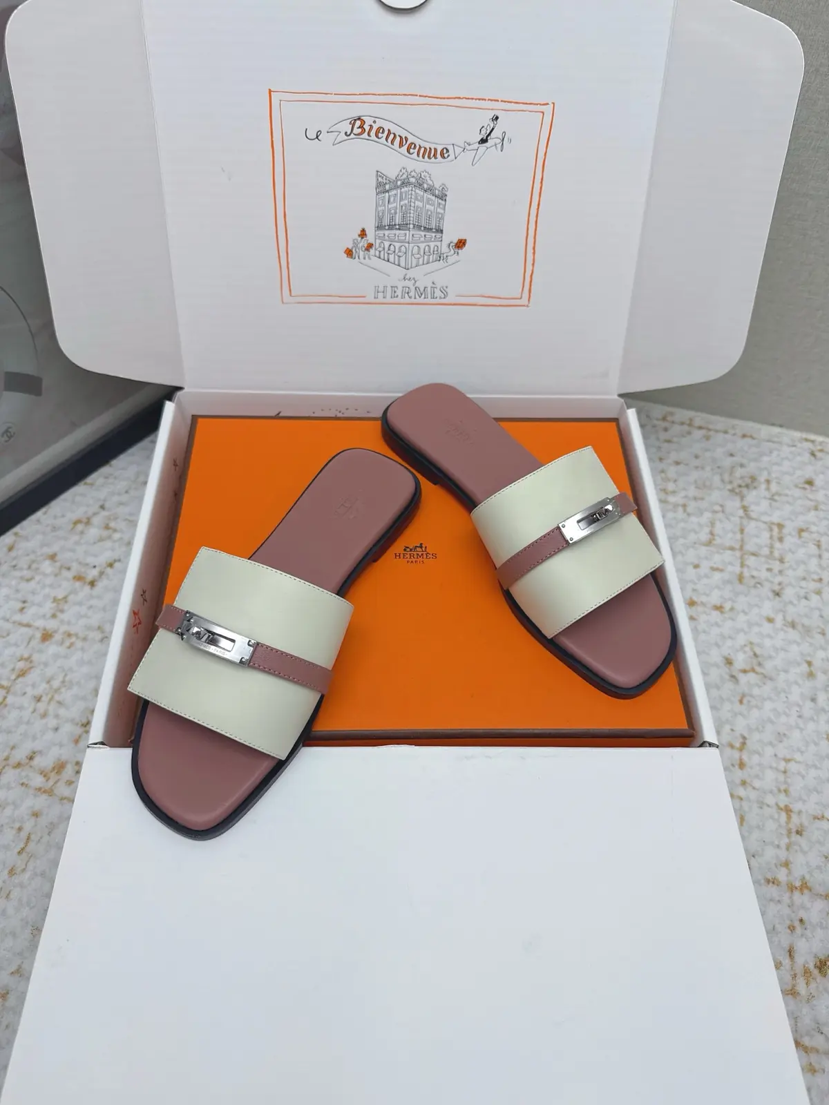 Hermes Style Pink Leather Women's Shoes Lookbook Reference image 4