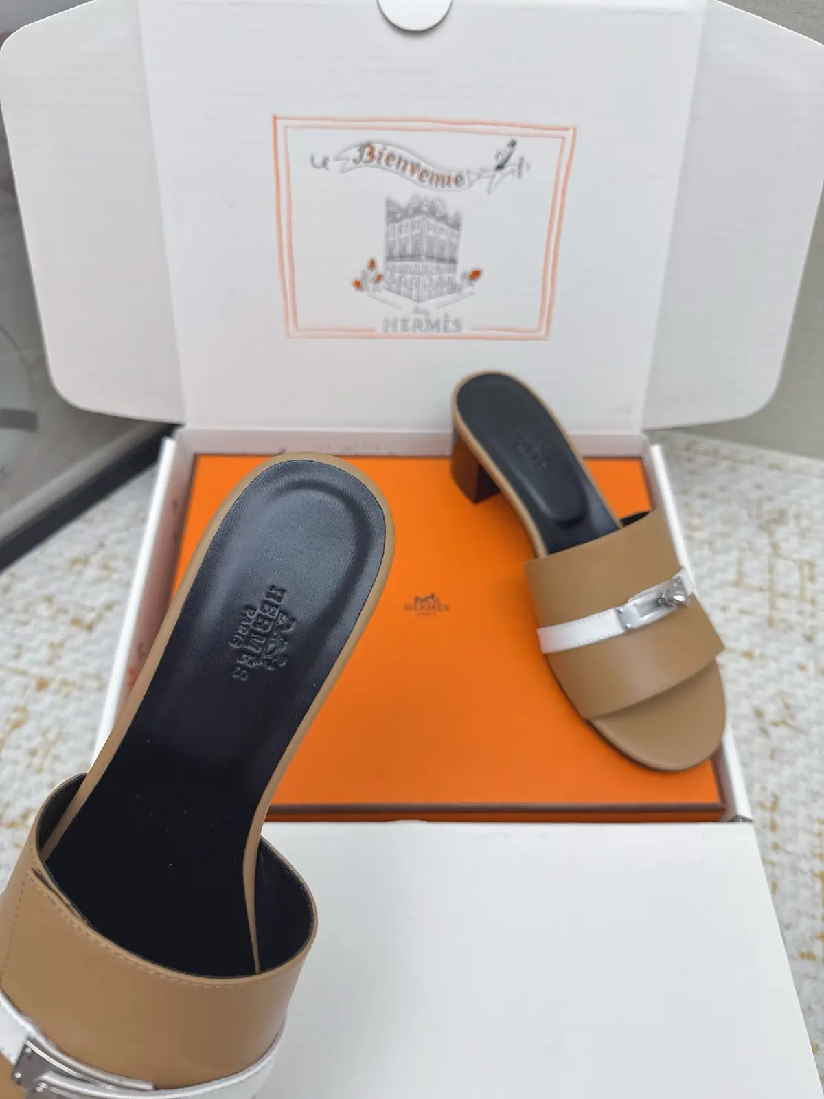 Hermes Style Pink Leather Women's Shoes Lookbook Reference image 6