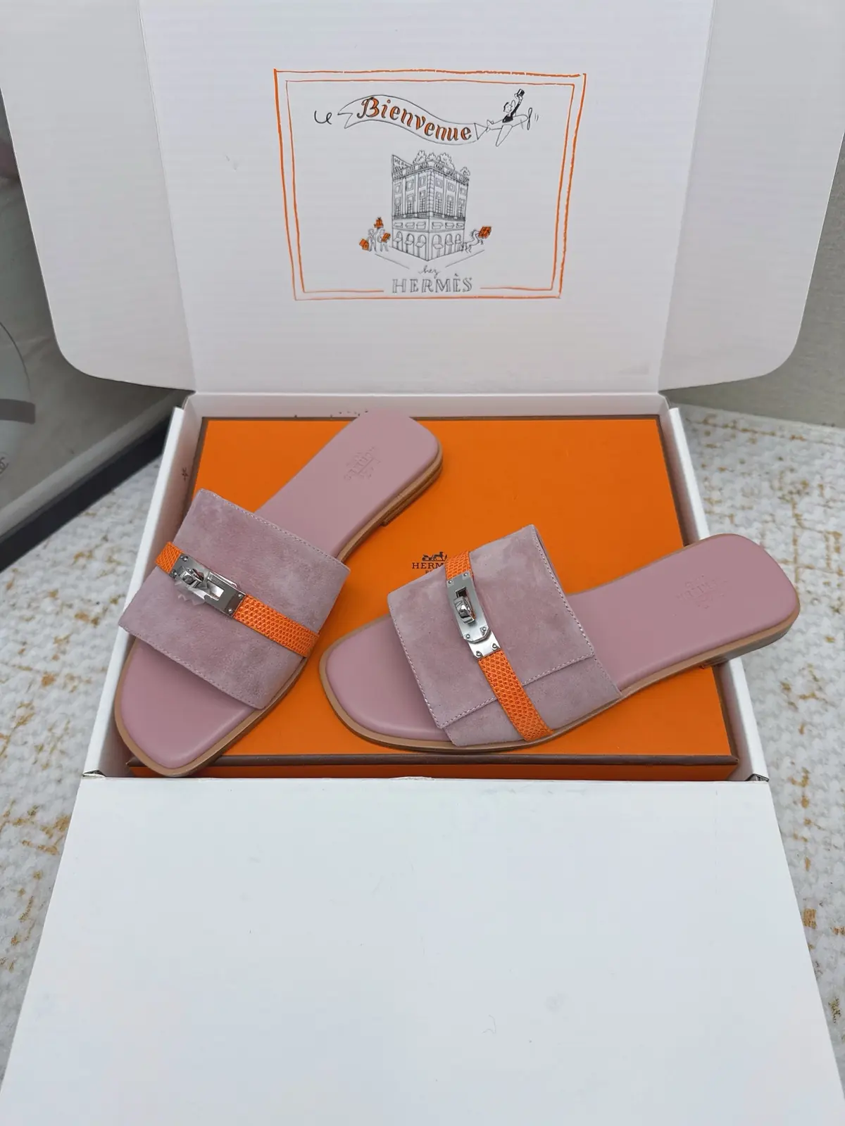 Hermes Style Pink Leather Women's Shoes Lookbook Reference image 3