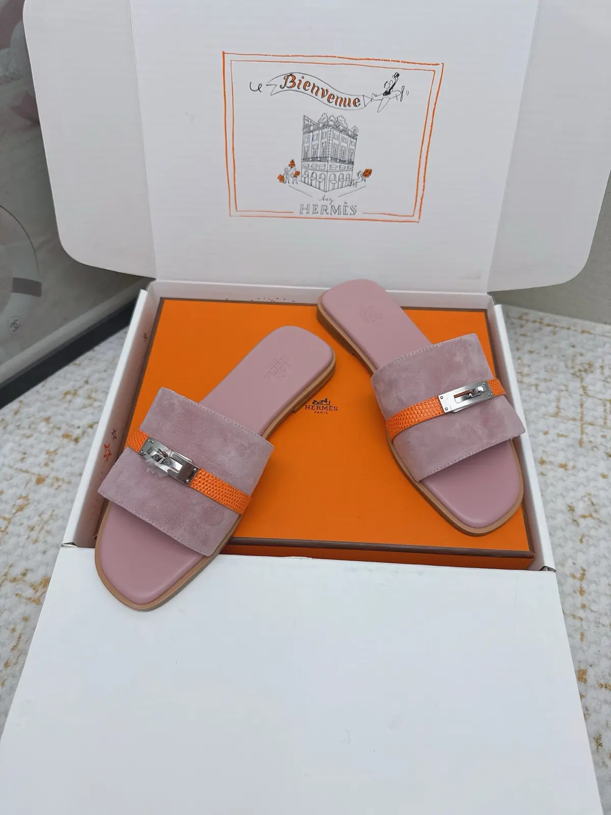 Hermes Style Pink Leather Women's Shoes Lookbook Reference image 4