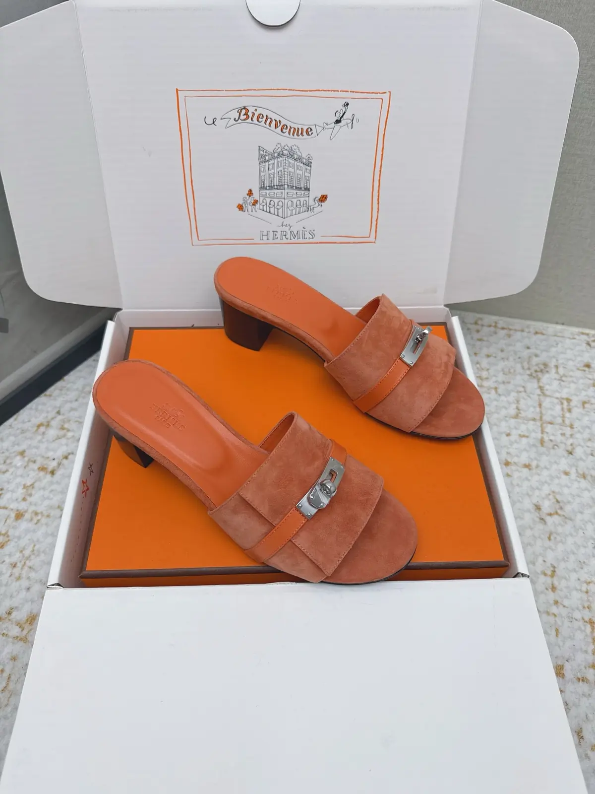Hermes Style Pink Leather Women's Shoes Lookbook Reference image 2