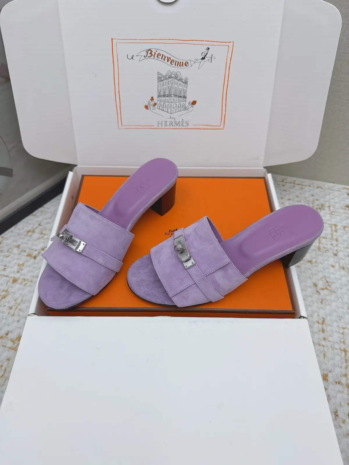 Hermes Style Pink Leather Women's Shoes Lookbook Reference image 3