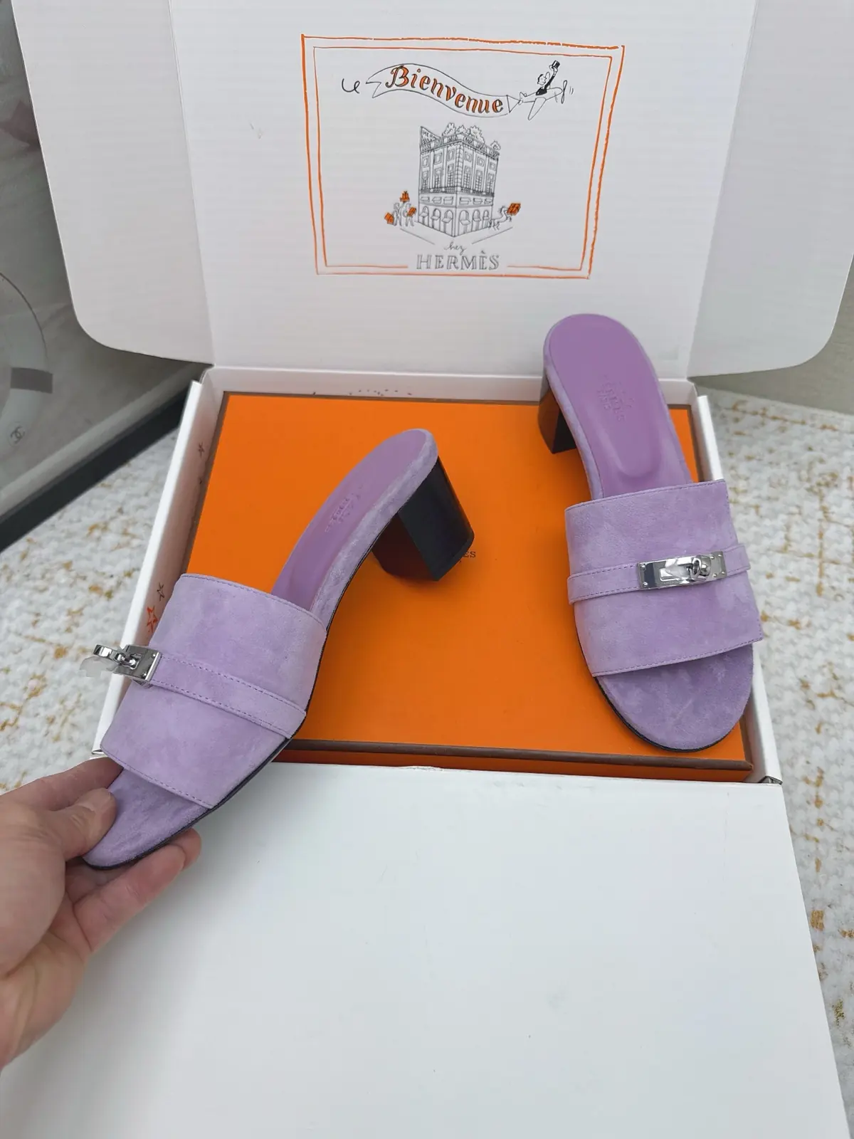 Hermes Style Pink Leather Women's Shoes Lookbook Reference image 4