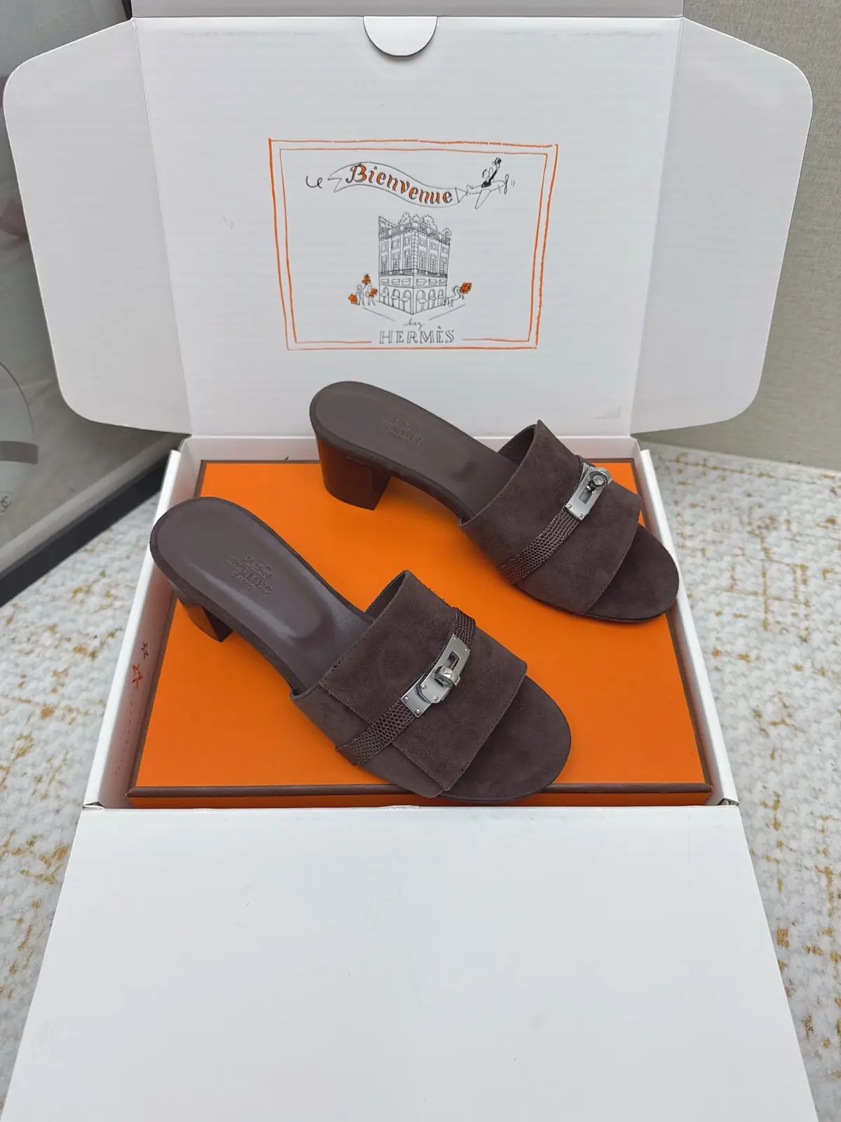 Hermes Style Pink Leather Women's Shoes Lookbook Reference image 2