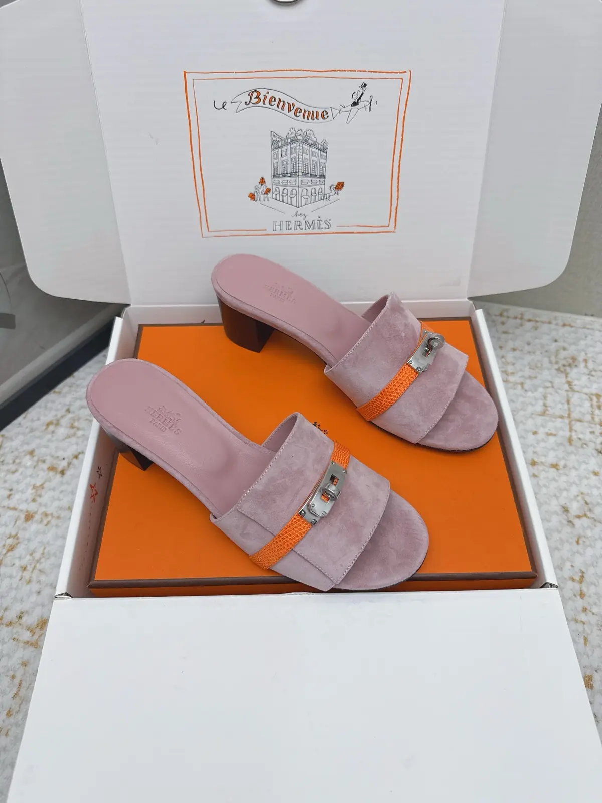 Hermes Style Pink Leather Women's Shoes Lookbook Reference image 2