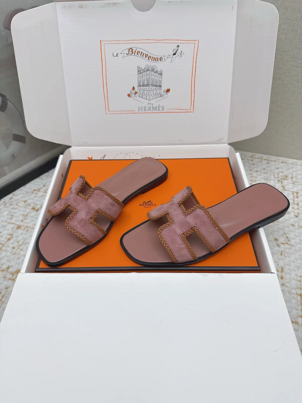 Hermes Style Pink Leather Women's Shoes Lookbook Reference image 3