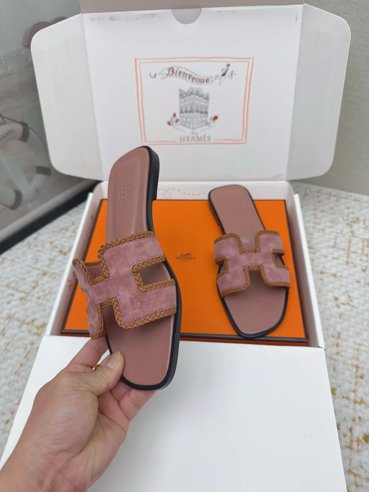 Hermes Style Pink Leather Women's Shoes Lookbook Reference image 4