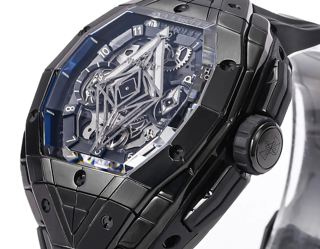 Hublot (恒宝） Style Beige Watches Lookbook Reference image 4