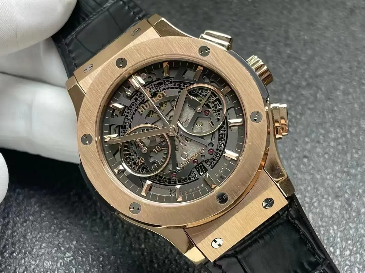Hublot (恒宝） Style Blue Watches Lookbook Reference image 2