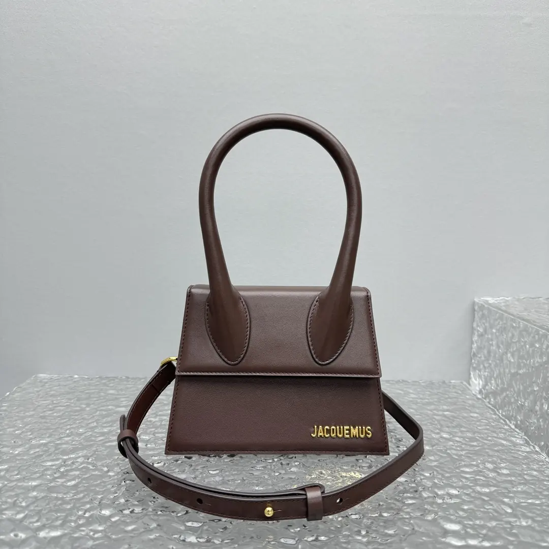 Jacquemus Style Bag Lookbook Reference image 2