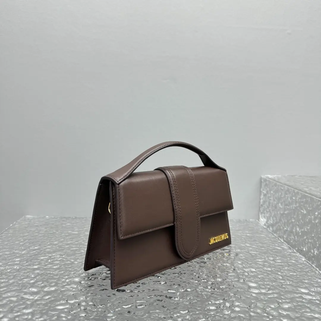 Jacquemus Style Leather Crossbody Bag Lookbook Reference image 4