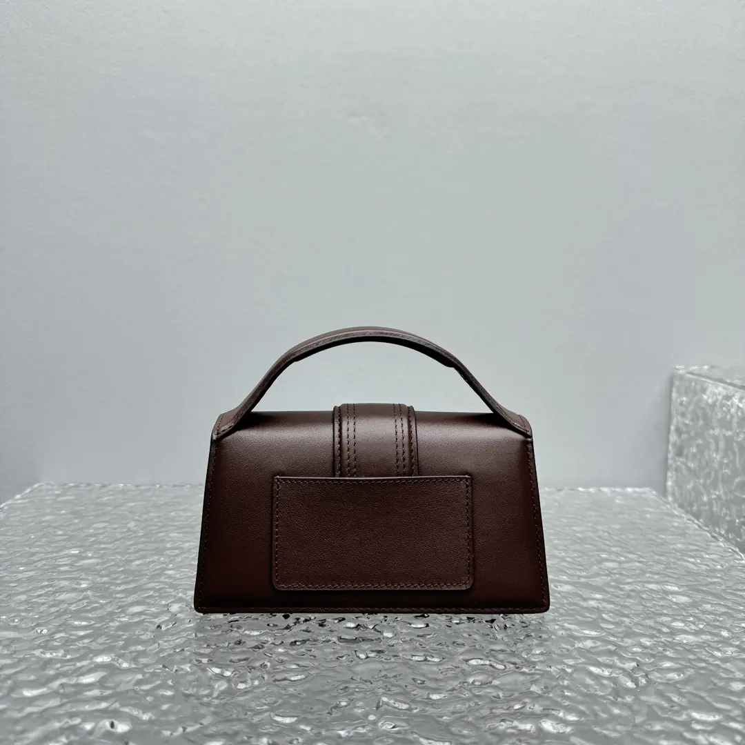 Jacquemus Style Leather Crossbody Bag Lookbook Reference image 3