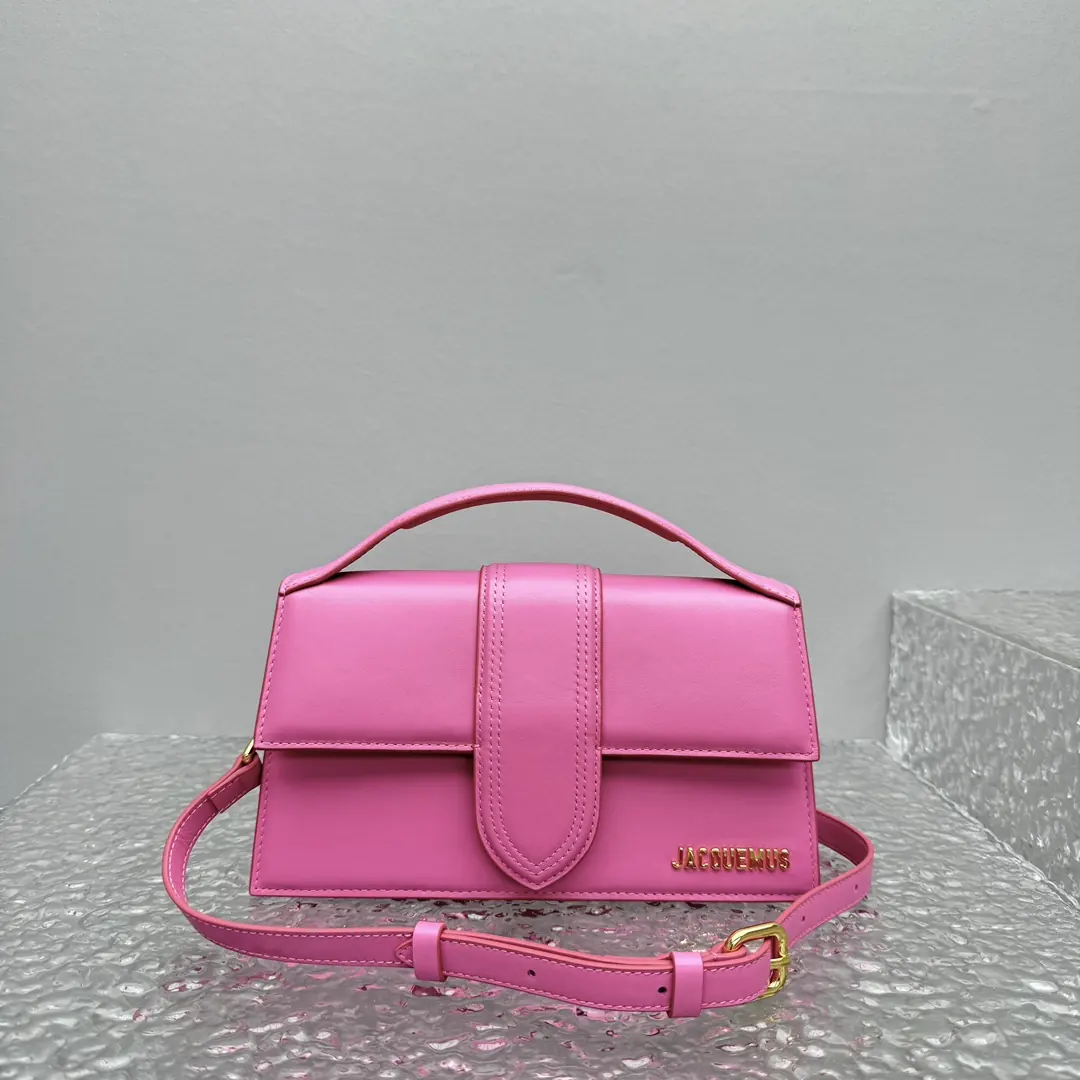 Jacquemus Style Pink Leather Crossbody Bag Lookbook Reference image 2