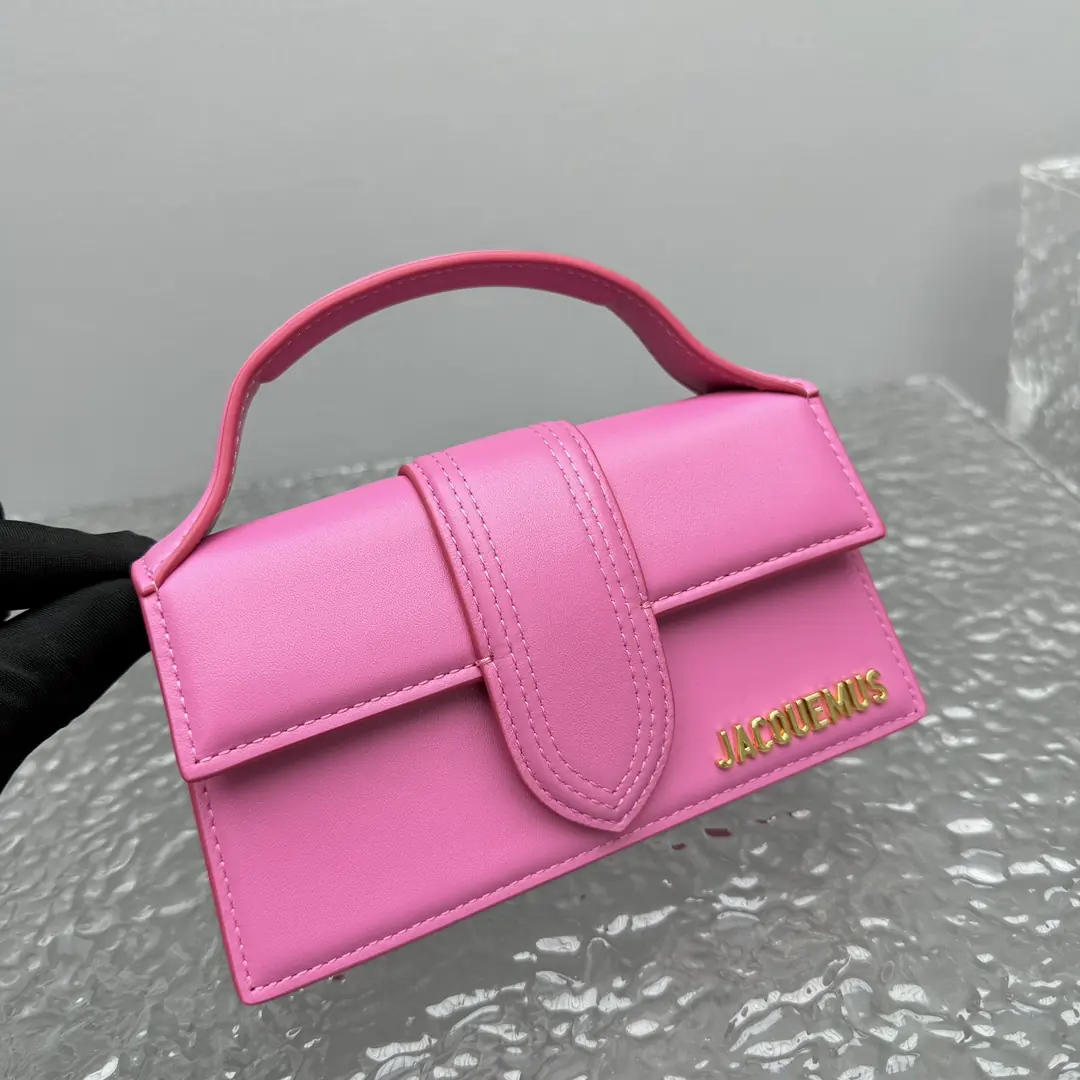 Jacquemus Style Pink Leather Crossbody Bag Lookbook Reference image 6
