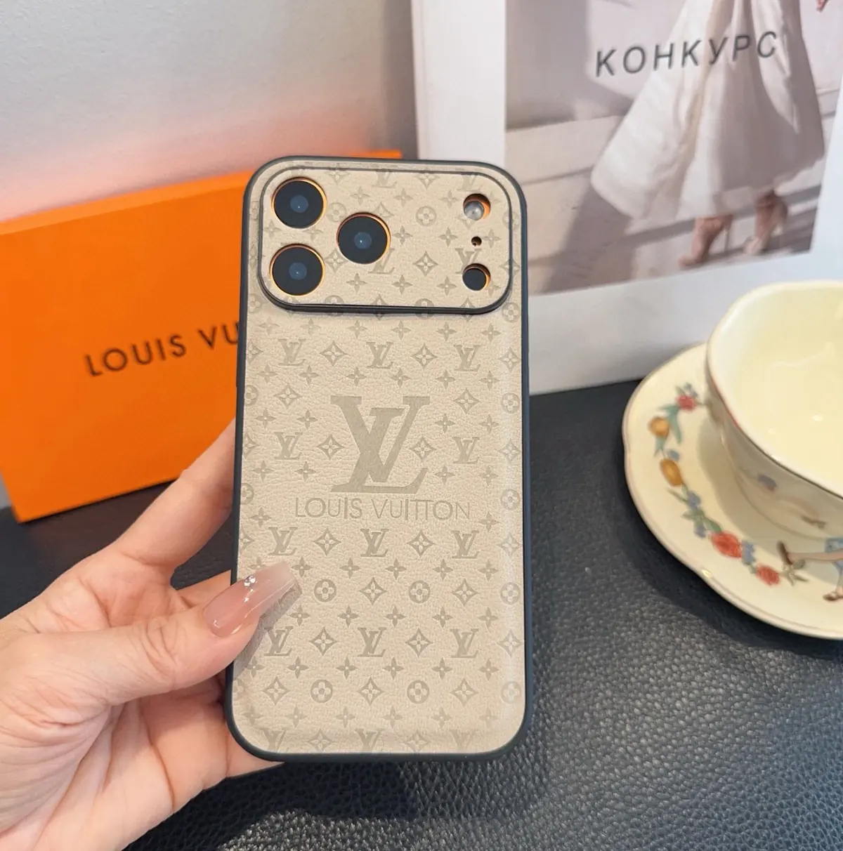 Key Buckle（钥匙扣） Style Leather Phone Case Lookbook Reference image 3