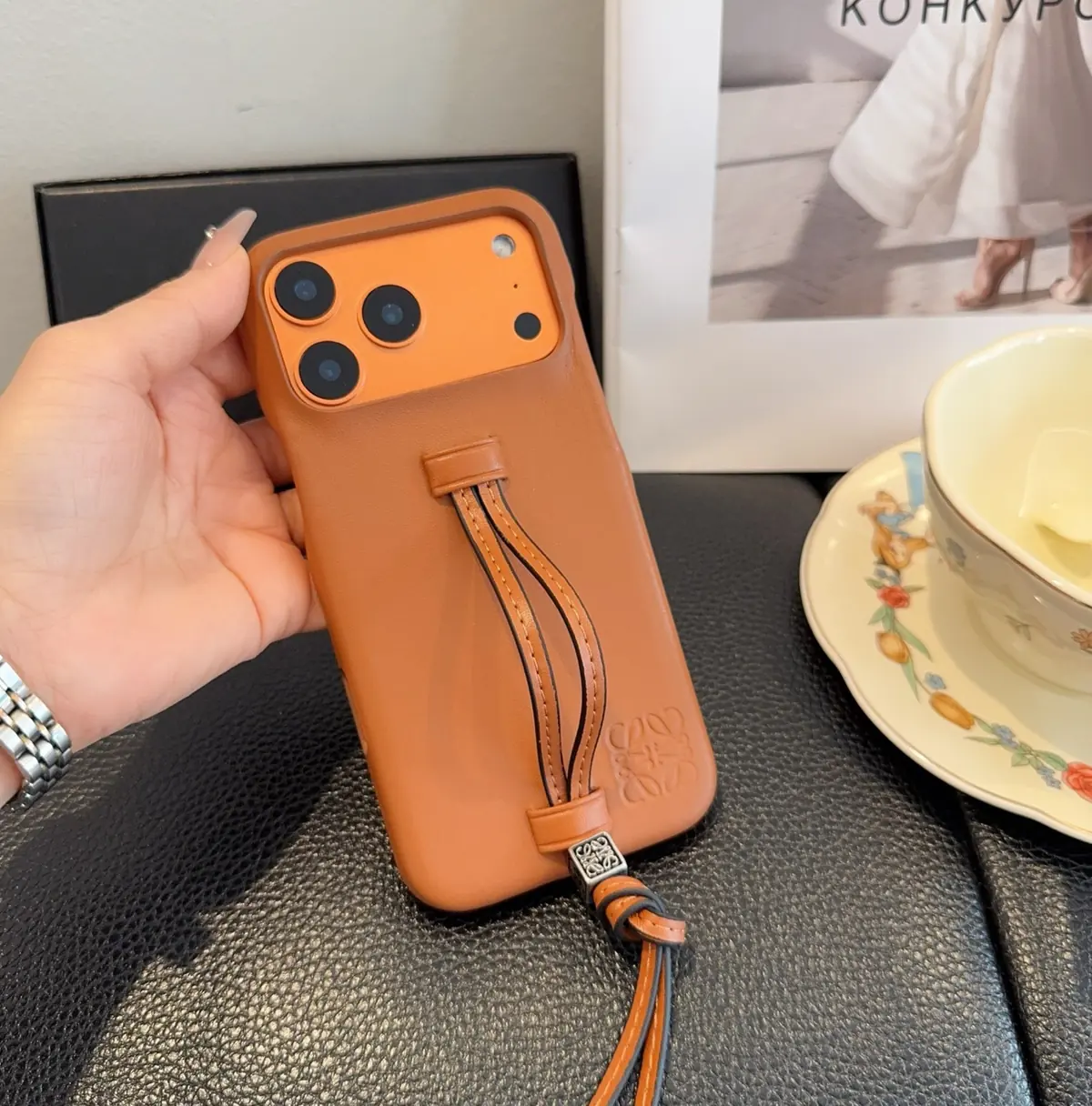 Key Buckle（钥匙扣） Style Phone Case Lookbook Reference image 3