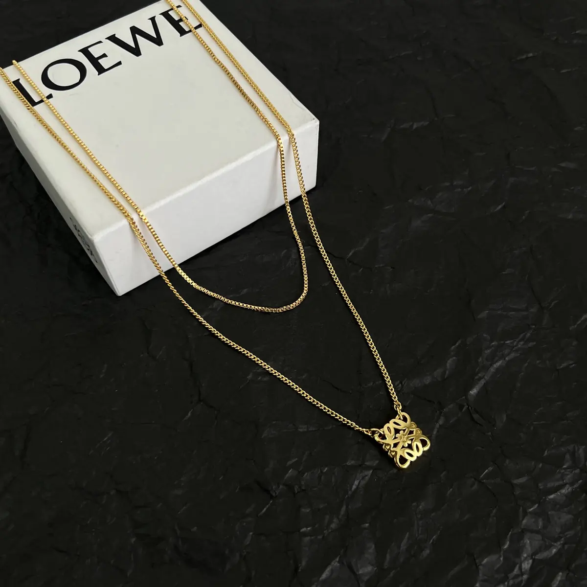 Loewe Style Accessories Lookbook Reference image 1