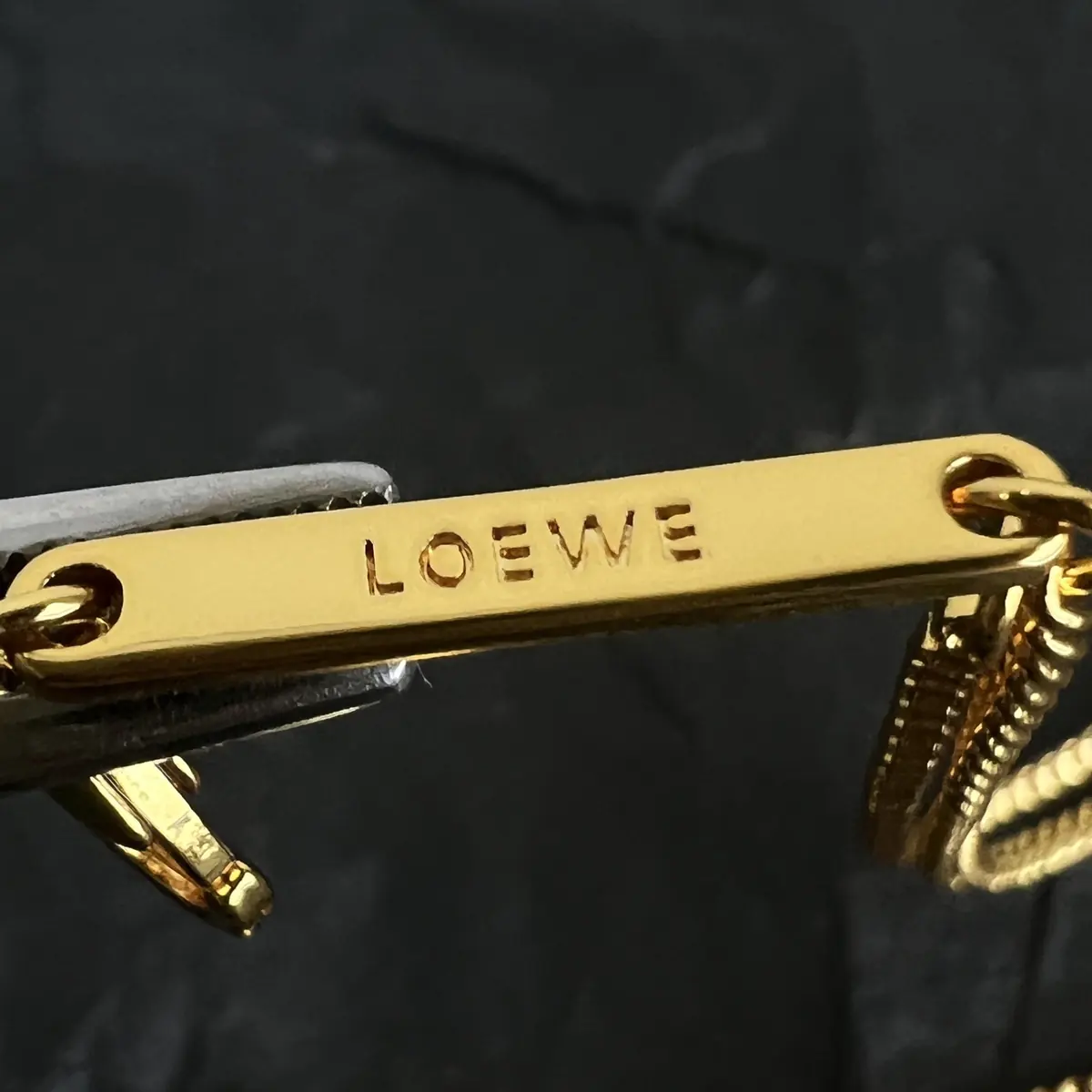 Loewe Style Accessories Lookbook Reference image 6