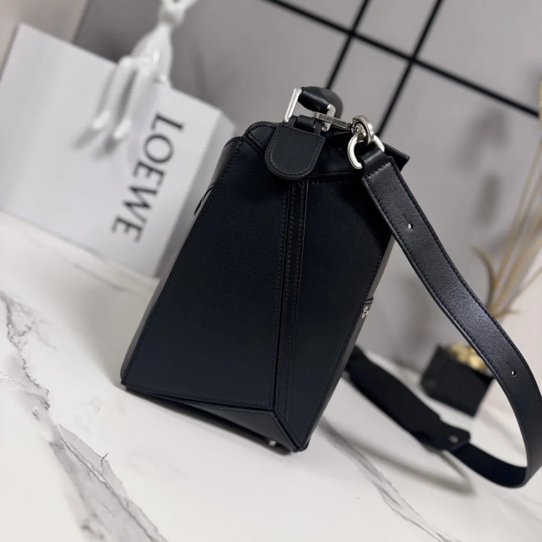 Loewe Style Black Leather Top Handle Bag Lookbook Reference image 2