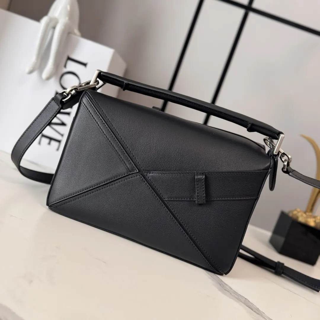 Loewe Style Black Leather Top Handle Bag Lookbook Reference image 3