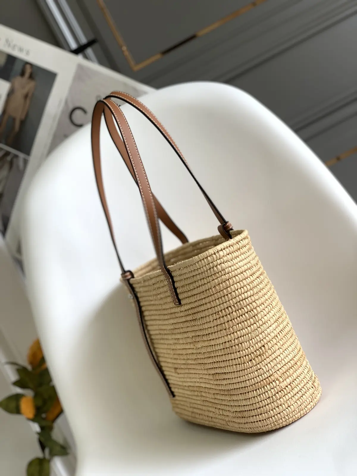 Loewe Style Brown Leather Shoulder Bag Lookbook Reference image 2