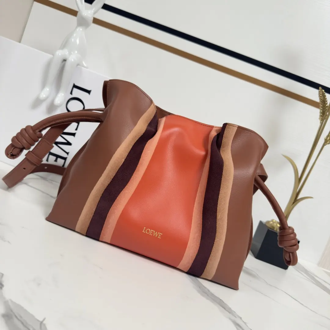 Loewe Style Gold Leather Shoulder Bag Lookbook Reference image 1