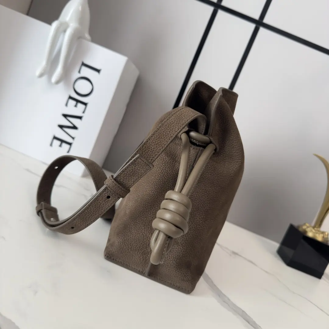 Loewe Style Green Leather Clutch Lookbook Reference image 2