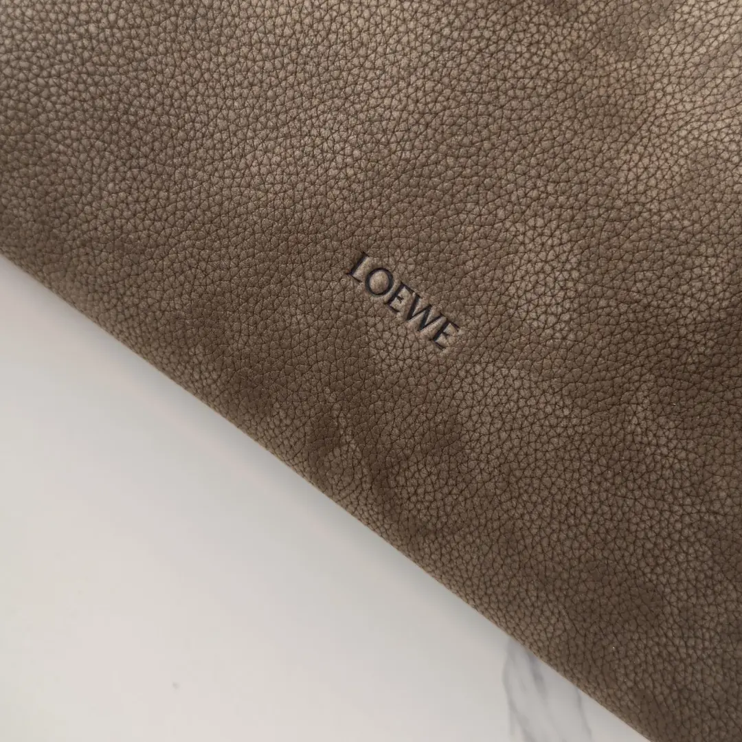Loewe Style Green Leather Clutch Lookbook Reference image 5