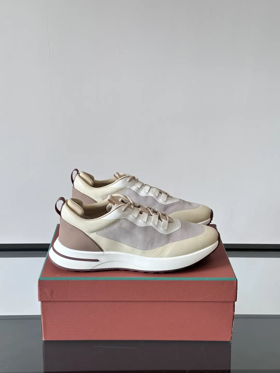 Loro Piana(男) Style Men's Shoes Lookbook Reference image 1