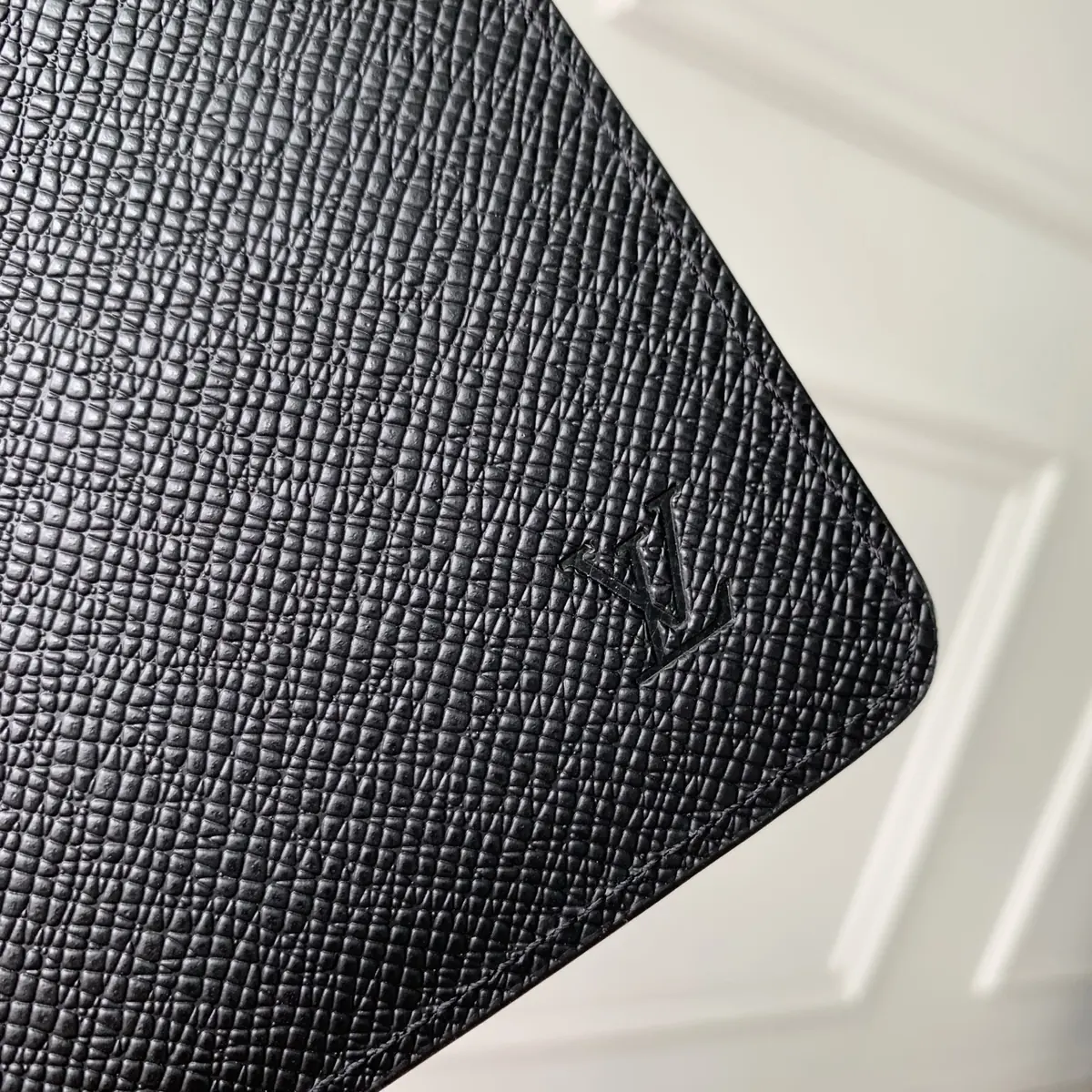 LV Style Beige Canvas Bag Lookbook Reference image 4
