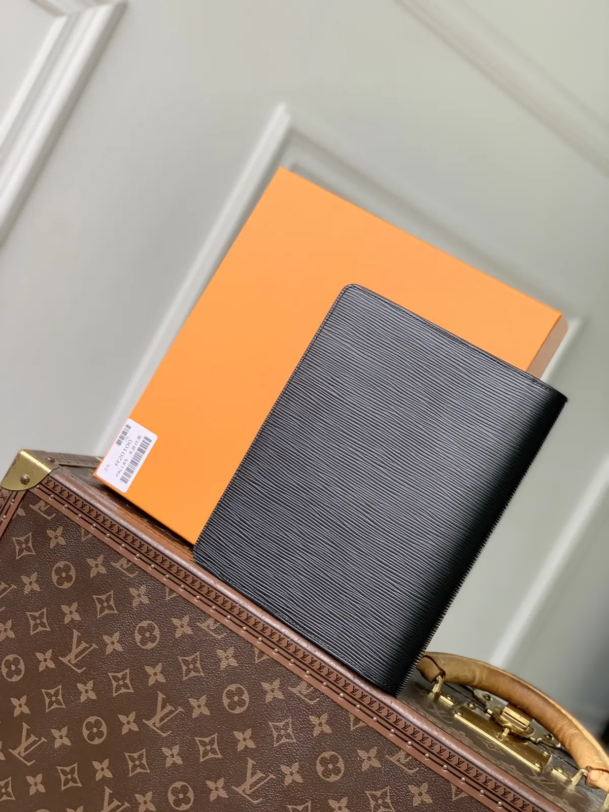 LV Style Beige Canvas Bag Lookbook Reference image 2