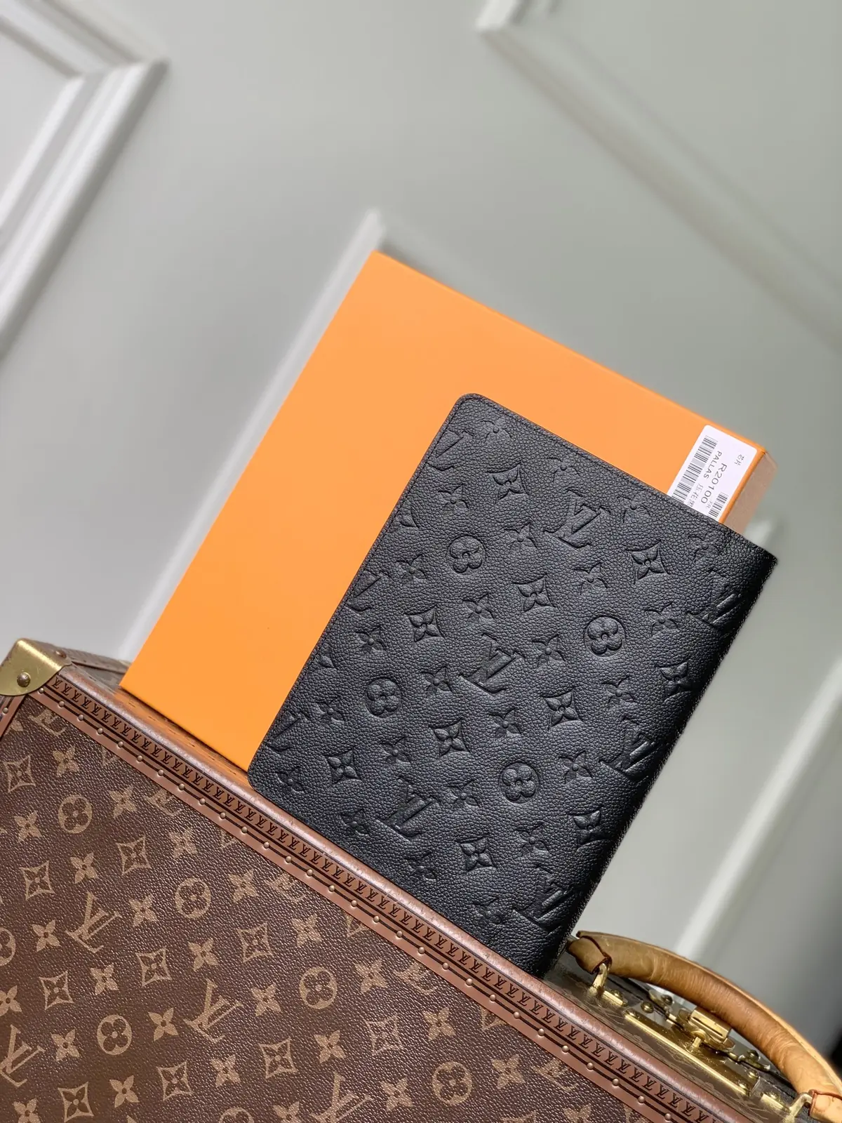LV Style Beige Canvas Bag Lookbook Reference image 2