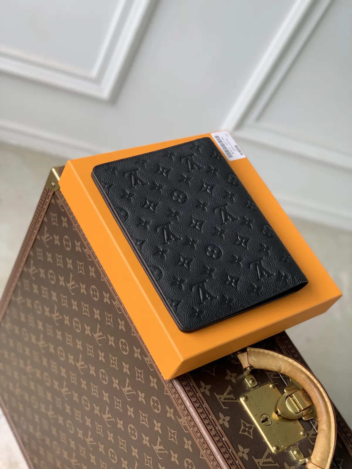 LV Style Beige Canvas Bag Lookbook Reference image 3