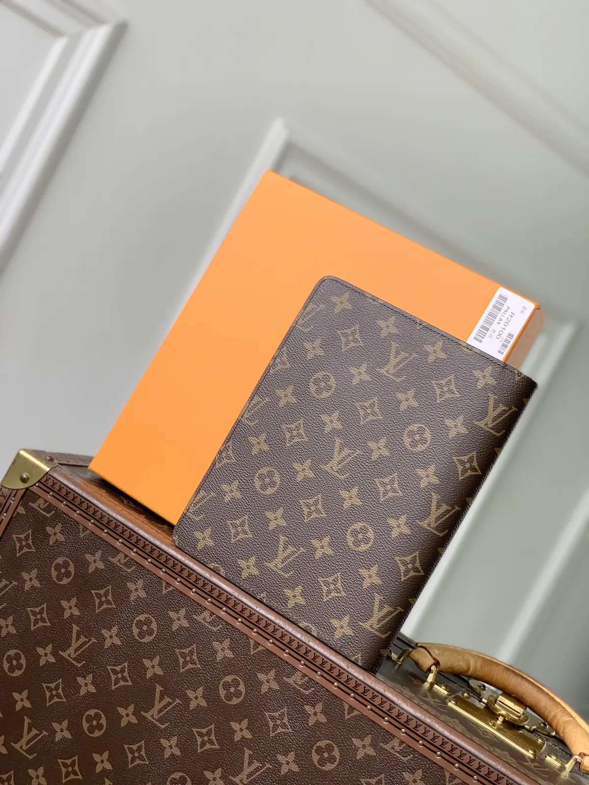 LV Style Beige Canvas Bag Lookbook Reference image 2