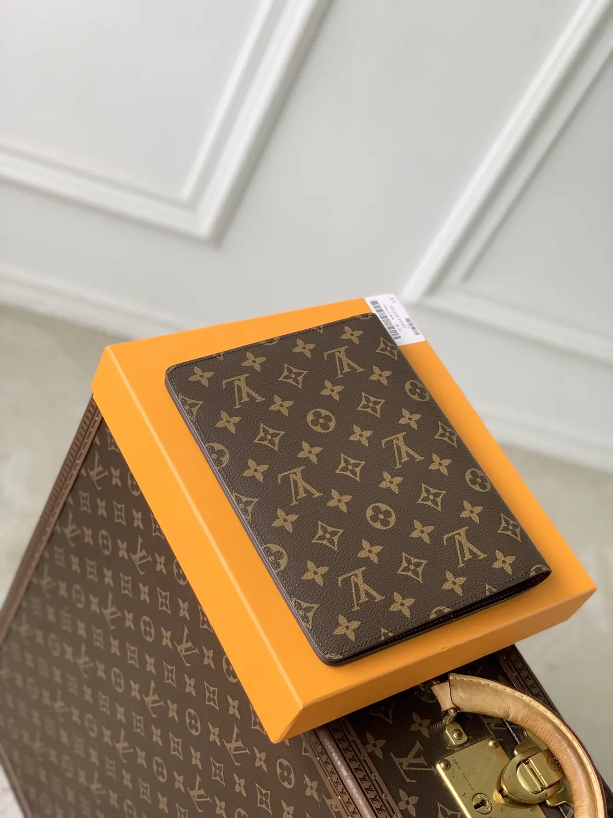 LV Style Beige Canvas Bag Lookbook Reference image 3