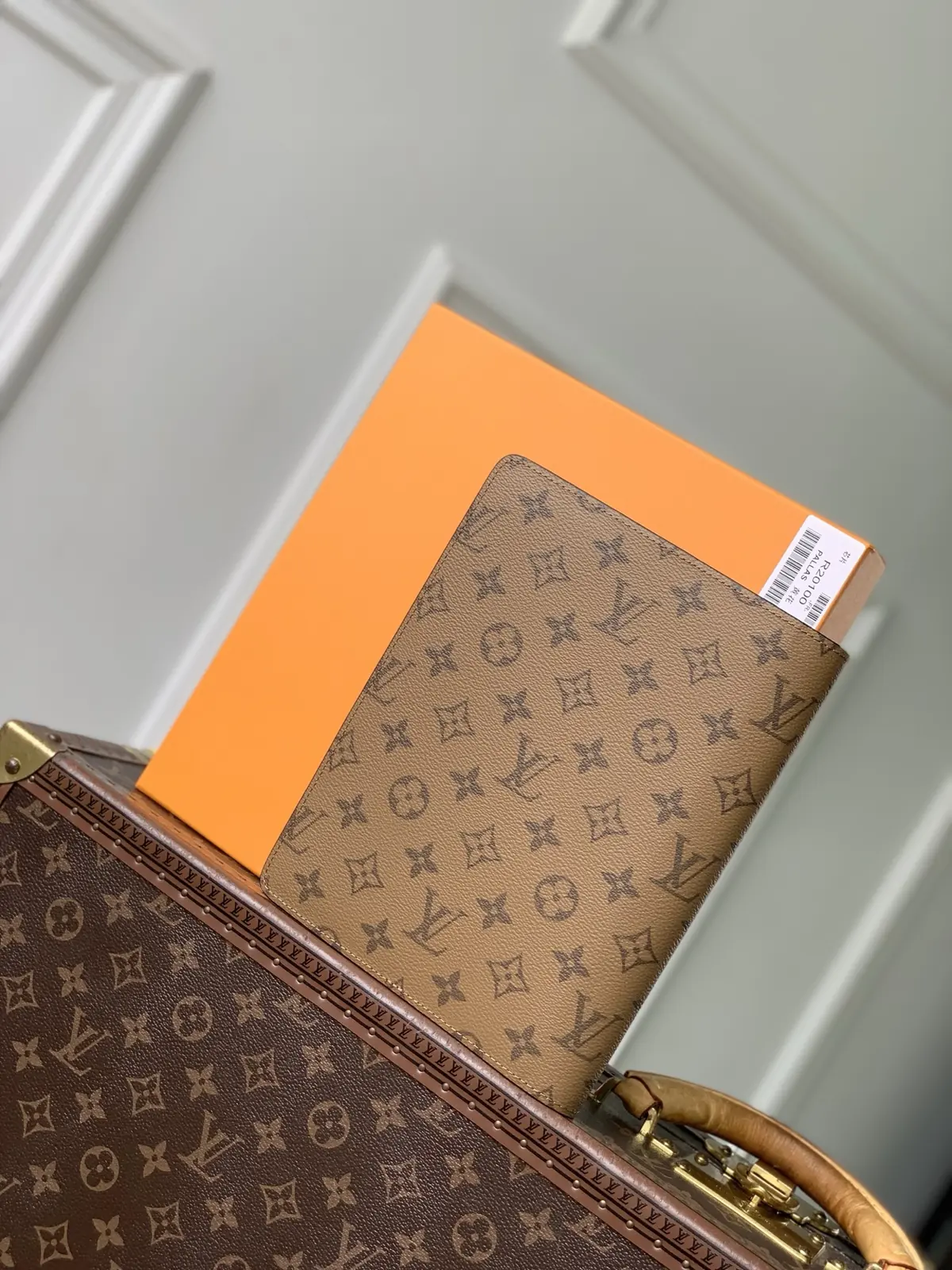LV Style Beige Canvas Bag Lookbook Reference image 2