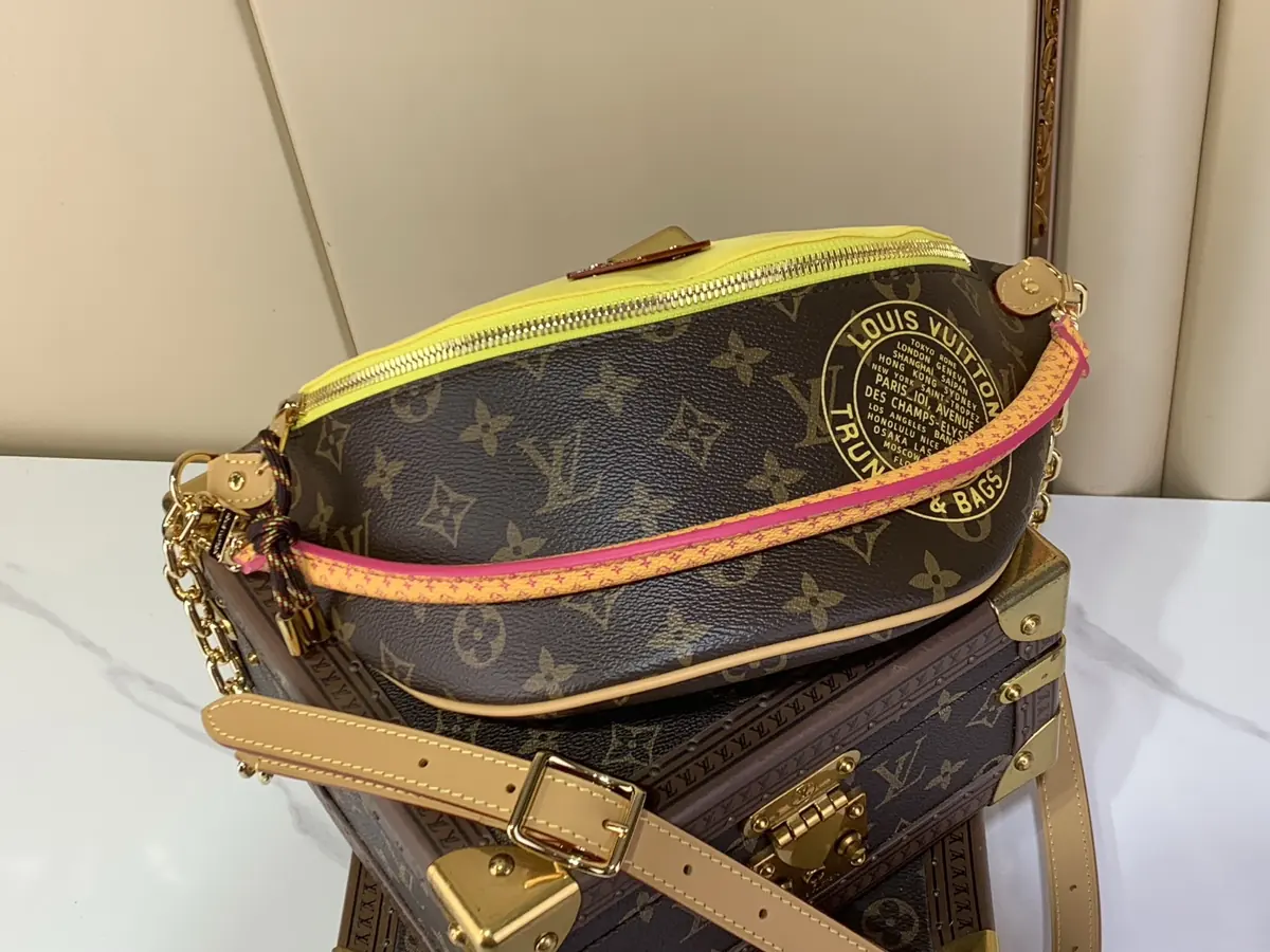 LV Style Beige Canvas Bags Lookbook Reference image 2