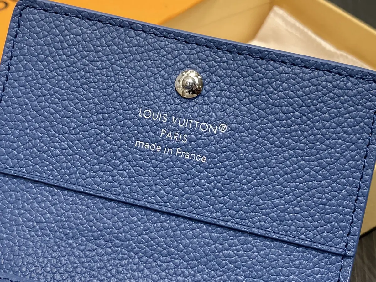 LV Style Beige Canvas Card Holder Lookbook Reference image 2