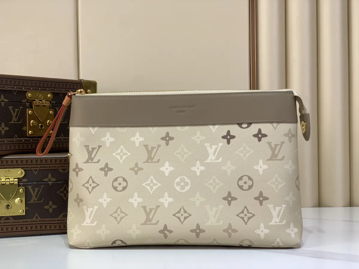 LV Style Beige Canvas Clutch Lookbook Reference image 1