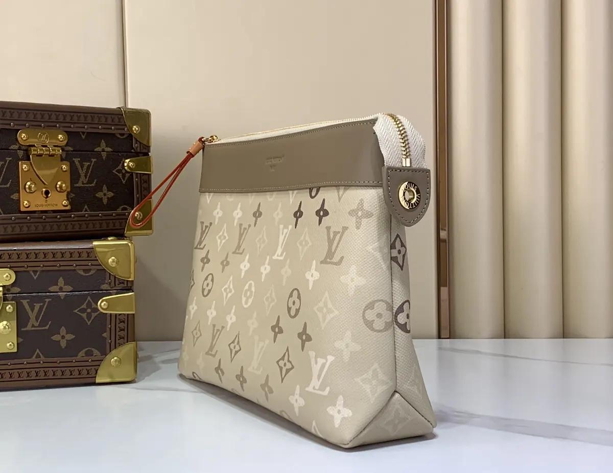 LV Style Beige Canvas Clutch Lookbook Reference image 2