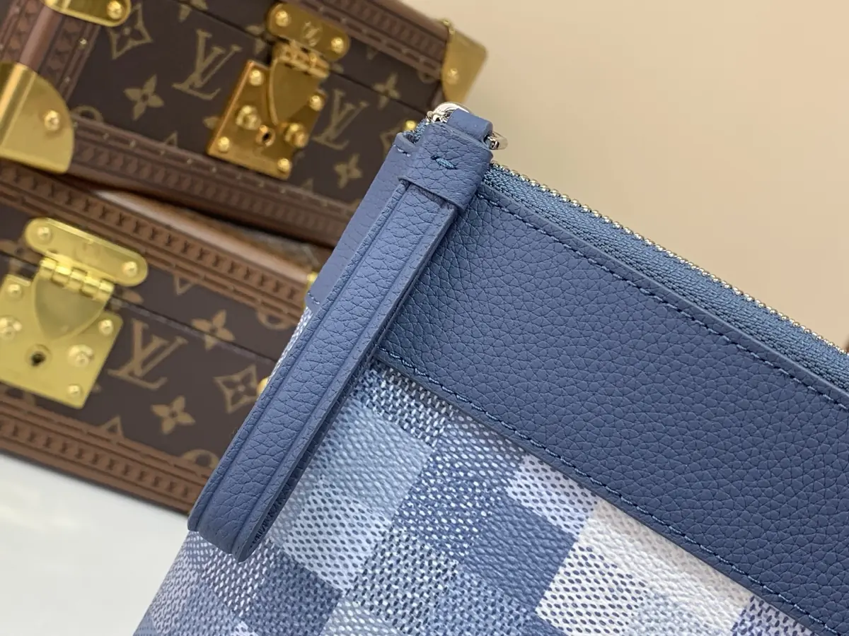LV Style Beige Canvas Clutch Lookbook Reference image 6