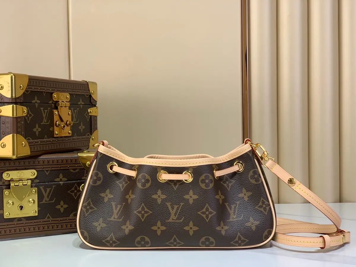 LV Style Beige Canvas Top Handle Bag style reference detail image 3 from source 787681