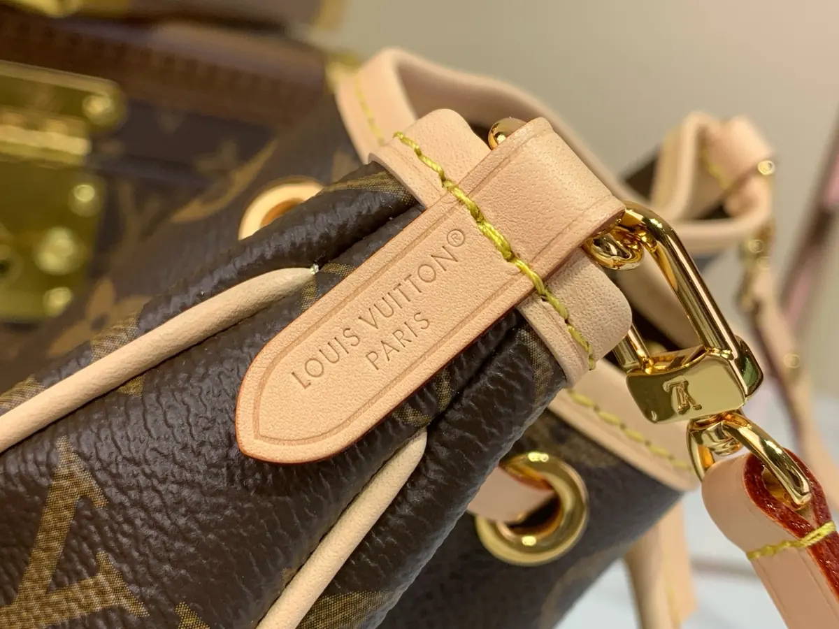 LV Style Beige Canvas Top Handle Bag style reference detail image 6 from source 787681